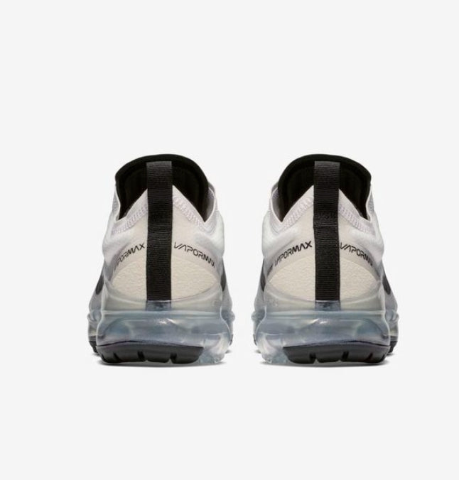 Les baskets Nike Vapormax 2018-2019 incarnent un style audacieux et une performance inégalée, design avant-gardiste 
.pas cher. Le moins cher.