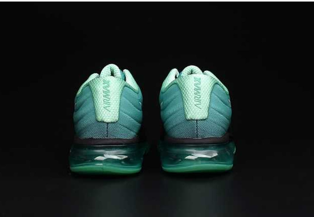 Les baskets Nike Air Max 2017 combinent un design élégant et une technologie de pointe. moderne et leur sur toute la longueur.pas cher. Le moins cher.