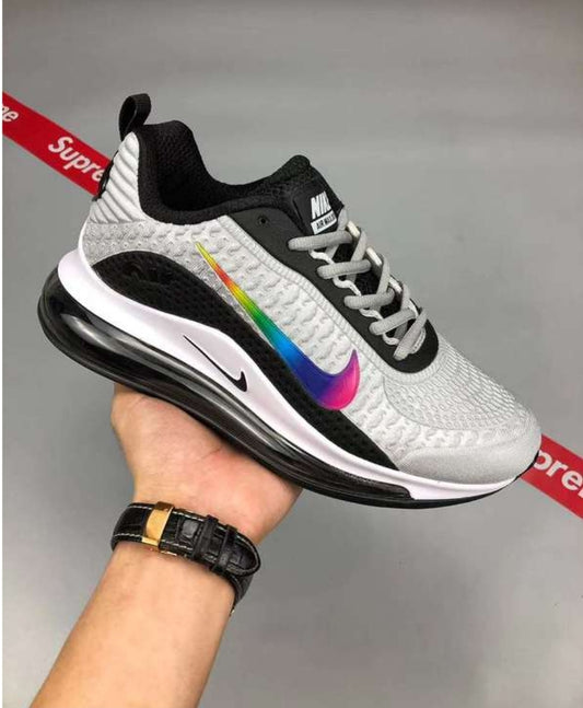 Nike air max 720N