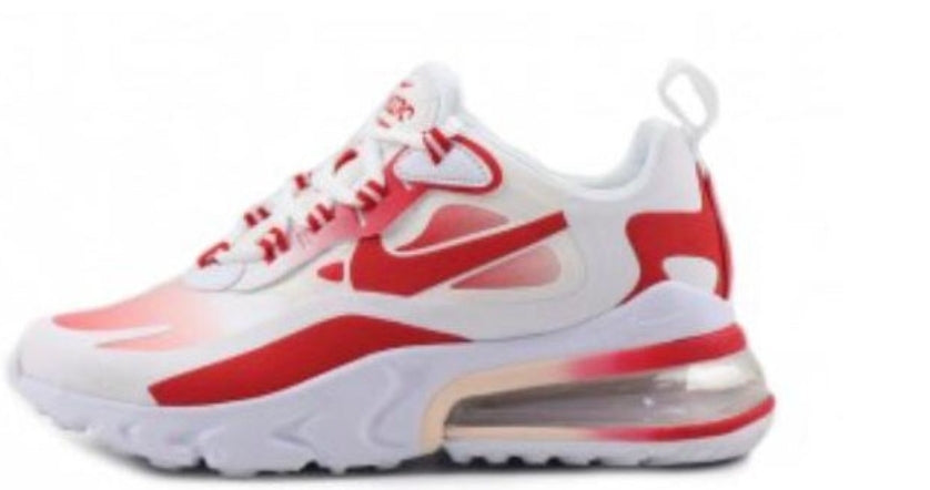 Les Baskets Nike Air Max 270 plus combinent un design élégant et une technologie de pointe. moderne et leur sur toute la longueur.pas cher. Le moins cher.