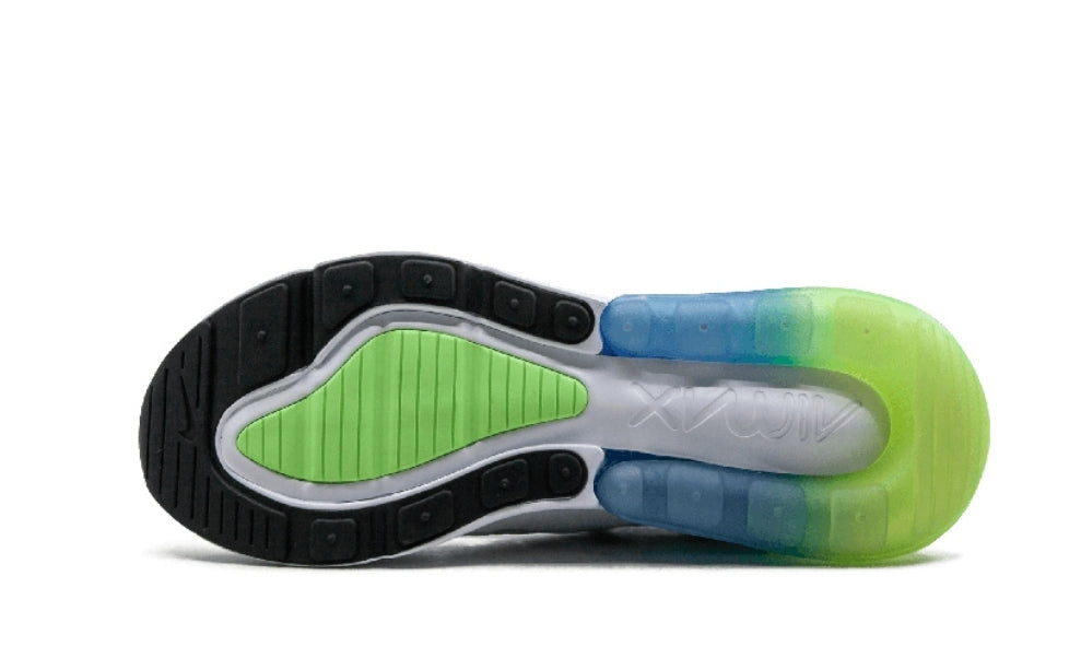 Les Baskets Nike Air Max 270 plus combinent un design élégant et une technologie de pointe. moderne et leur sur toute la longueur.pas cher. Le moins cher.