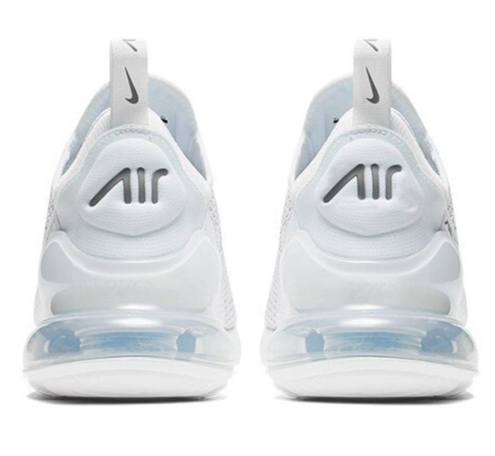 Les Baskets Nike Air Max 270 plus combinent un design élégant et une technologie de pointe. moderne et leur sur toute la longueur.pas cher. Le moins cher.