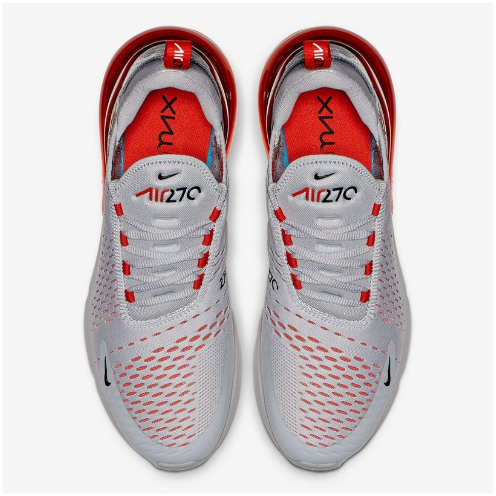 Les Baskets Nike Air Max 270 plus combinent un design élégant et une technologie de pointe. moderne et leur sur toute la longueur.pas cher. Le moins cher.