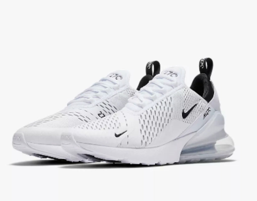Les Baskets Nike Air Max 270 plus combinent un design élégant et une technologie de pointe. moderne et leur sur toute la longueur.pas cher. Le moins cher.