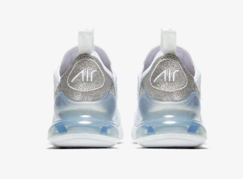 Les Baskets Nike Air Max 270 plus combinent un design élégant et une technologie de pointe. moderne et leur sur toute la longueur.pas cher. Le moins cher.