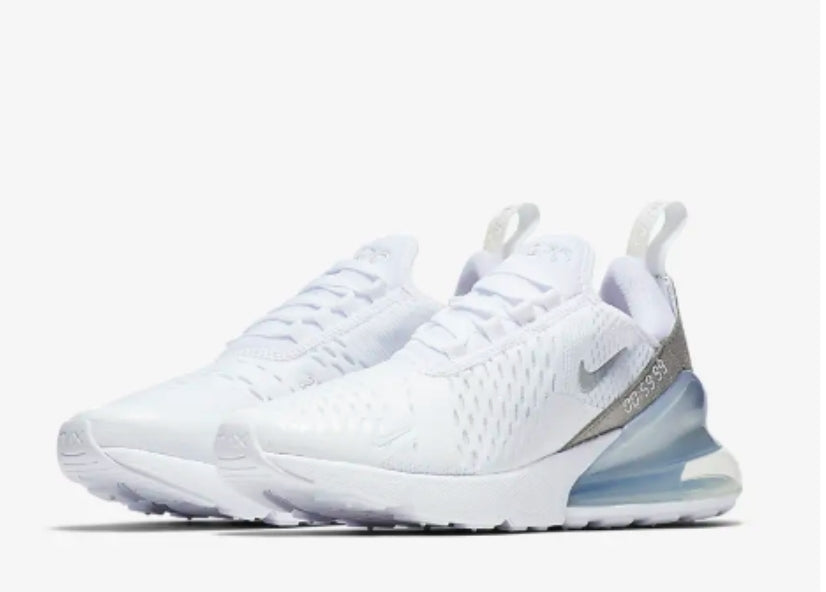 Les Baskets Nike Air Max 270 plus combinent un design élégant et une technologie de pointe. moderne et leur sur toute la longueur.pas cher. Le moins cher.