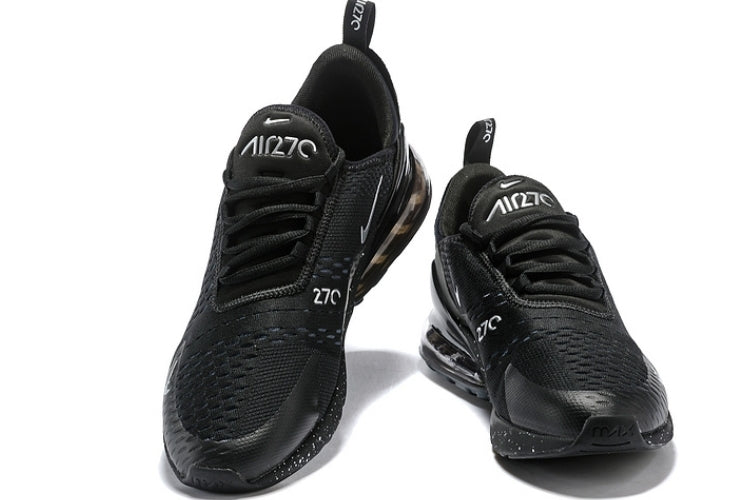 Les Baskets Nike Air Max 270 plus combinent un design élégant et une technologie de pointe. moderne et leur sur toute la longueur.pas cher. Le moins cher.