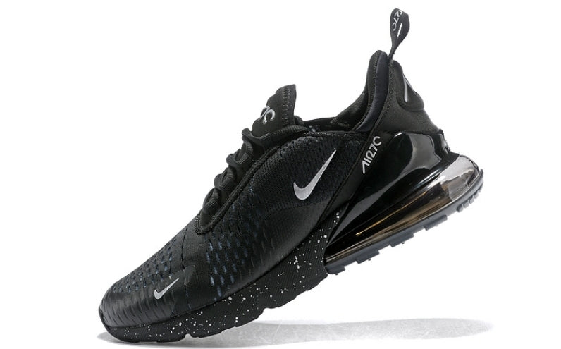 Les Baskets Nike Air Max 270 plus combinent un design élégant et une technologie de pointe. moderne et leur sur toute la longueur.pas cher. Le moins cher.