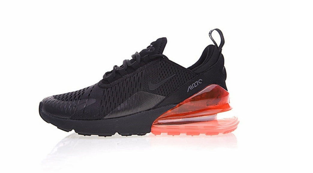Les Baskets Nike Air Max 270 plus combinent un design élégant et une technologie de pointe. moderne et leur sur toute la longueur.pas cher. Le moins cher.