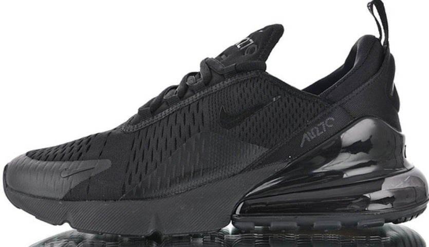 Les Baskets Nike Air Max 270 plus combinent un design élégant et une technologie de pointe. moderne et leur sur toute la longueur.pas cher. Le moins cher.