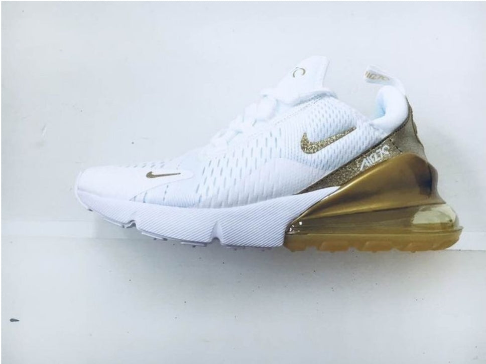 Les Baskets Nike Air Max 270 plus combinent un design élégant et une technologie de pointe. moderne et leur sur toute la longueur.pas cher. Le moins cher.