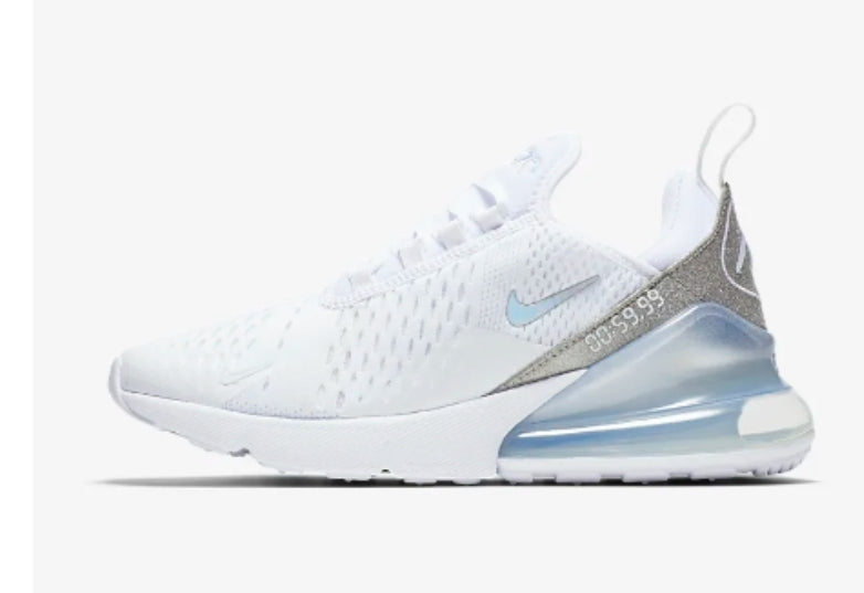 Les Baskets Nike Air Max 270 plus combinent un design élégant et une technologie de pointe. moderne et leur sur toute la longueur.pas cher. Le moins cher.