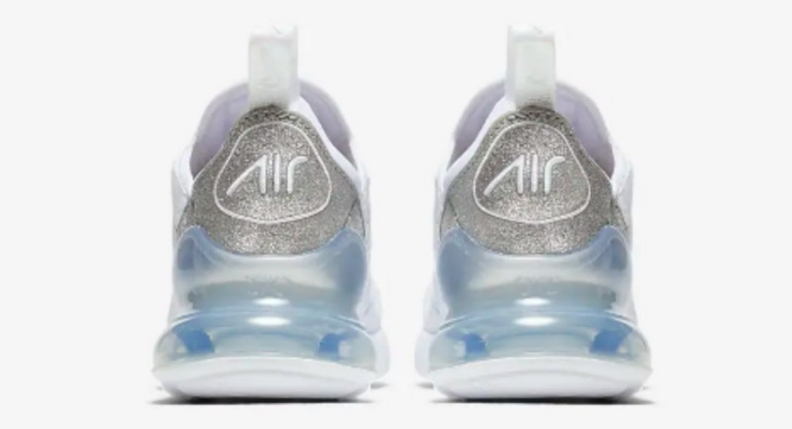 Les Baskets Nike Air Max 270 plus combinent un design élégant et une technologie de pointe. moderne et leur sur toute la longueur.pas cher. Le moins cher.