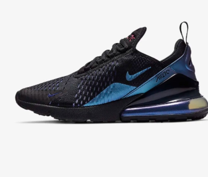Les Baskets Nike Air Max 270 plus combinent un design élégant et une technologie de pointe. moderne et leur sur toute la longueur.pas cher. Le moins cher.
