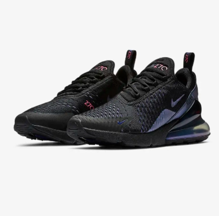 Les Baskets Nike Air Max 270 plus combinent un design élégant et une technologie de pointe. moderne et leur sur toute la longueur.pas cher. Le moins cher.