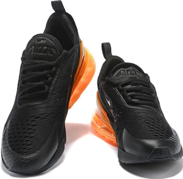 Les Baskets Nike Air Max 270 plus combinent un design élégant et une technologie de pointe. moderne et leur sur toute la longueur.pas cher. Le moins cher.