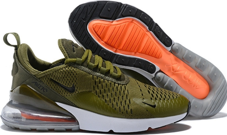 Les Baskets Nike Air Max 270 plus combinent un design élégant et une technologie de pointe. moderne et leur sur toute la longueur.pas cher. Le moins cher.