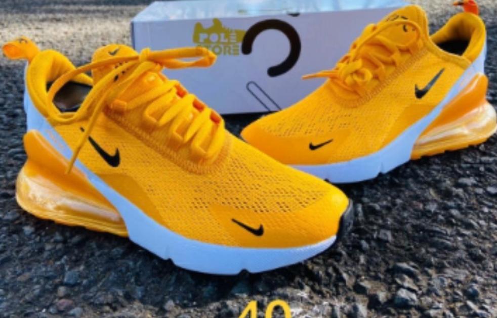 Les Baskets Nike Air Max 270 plus combinent un design élégant et une technologie de pointe. moderne et leur sur toute la longueur.pas cher. Le moins cher.