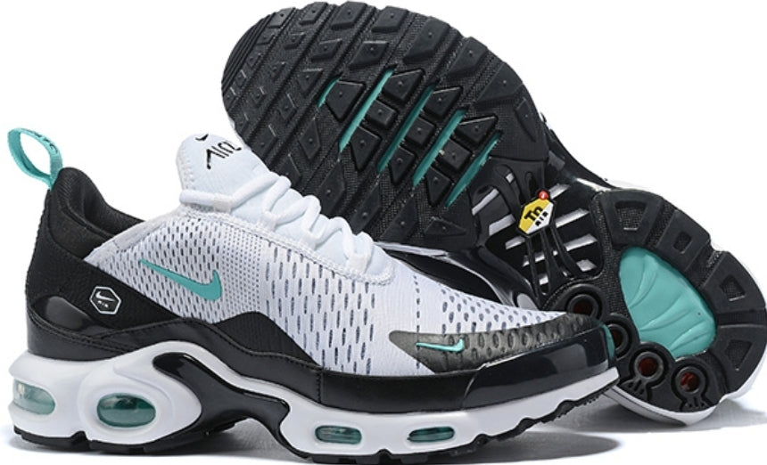 Les Baskets Nike Air Max 270 plus combinent un design élégant et une technologie de pointe. moderne et leur sur toute la longueur.pas cher. Le moins cher.