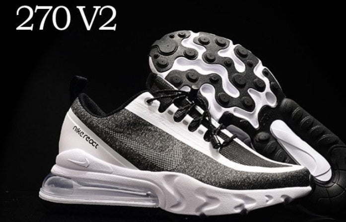 Les baskets Nike React offrent exceptionnelle de style moderne et d'innovation .  design élégant et  choix incontournable.pas cher.le moins cher.