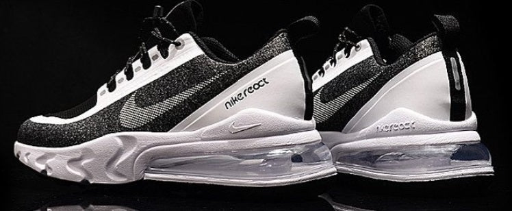Les baskets Nike React offrent exceptionnelle de style moderne et d'innovation . design élégant et choix incontournable.pas cher.le moins cher.