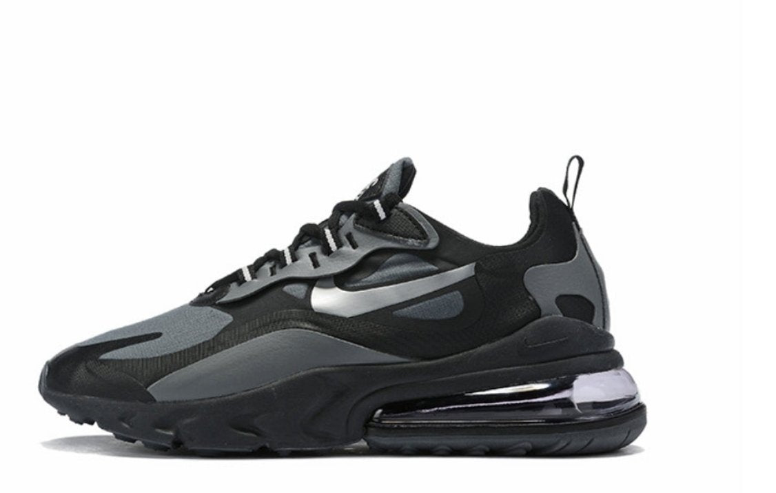 Les baskets Nike React offrent exceptionnelle de style moderne et d'innovation . design élégant et choix incontournable.pas cher.le moins cher.