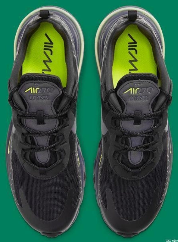 Les baskets Nike React offrent exceptionnelle de style moderne et d'innovation . design élégant et choix incontournable.pas cher.le moins cher.