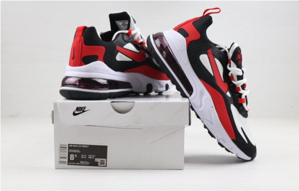 Les baskets Nike React offrent exceptionnelle de style moderne et d'innovation . design élégant et choix incontournable.pas cher.le moins cher.
