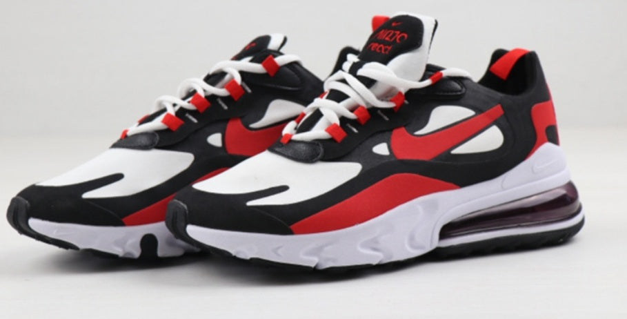 Les baskets Nike React offrent exceptionnelle de style moderne et d'innovation . design élégant et choix incontournable.pas cher.le moins cher.