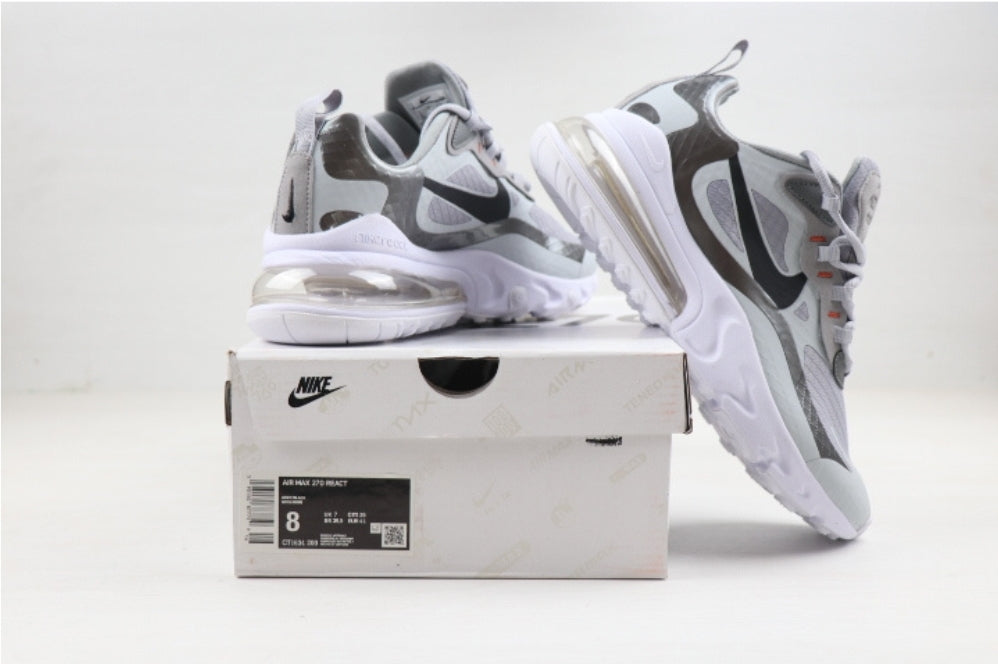 Les baskets Nike React offrent exceptionnelle de style moderne et d'innovation . design élégant et choix incontournable.pas cher.le moins cher.