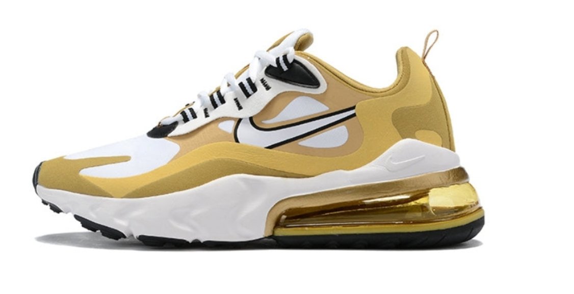 Les baskets Nike React offrent exceptionnelle de style moderne et d'innovation .  design élégant et  choix incontournable.pas cher.le moins cher.