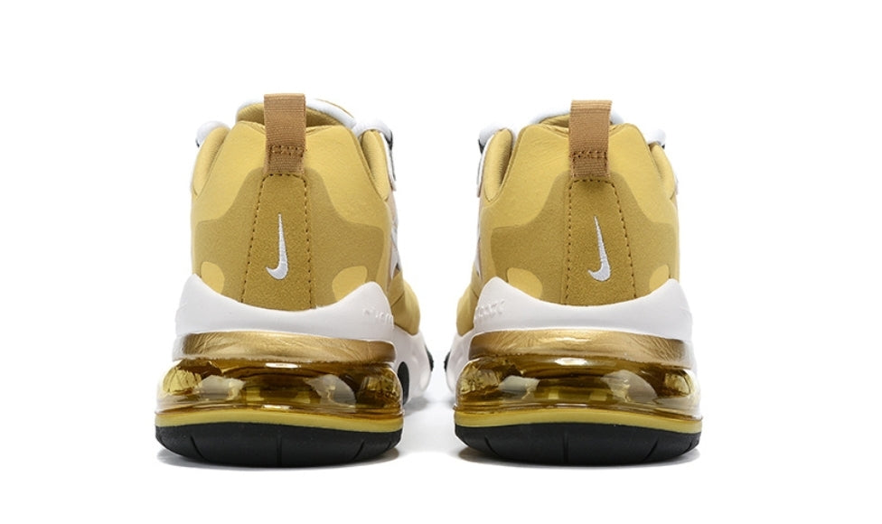 Les baskets Nike React offrent exceptionnelle de style moderne et d'innovation .  design élégant et  choix incontournable.pas cher.le moins cher.