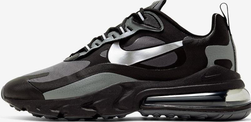 Les baskets Nike React offrent exceptionnelle de style moderne et d'innovation .  design élégant et  choix incontournable.pas cher.le moins cher.