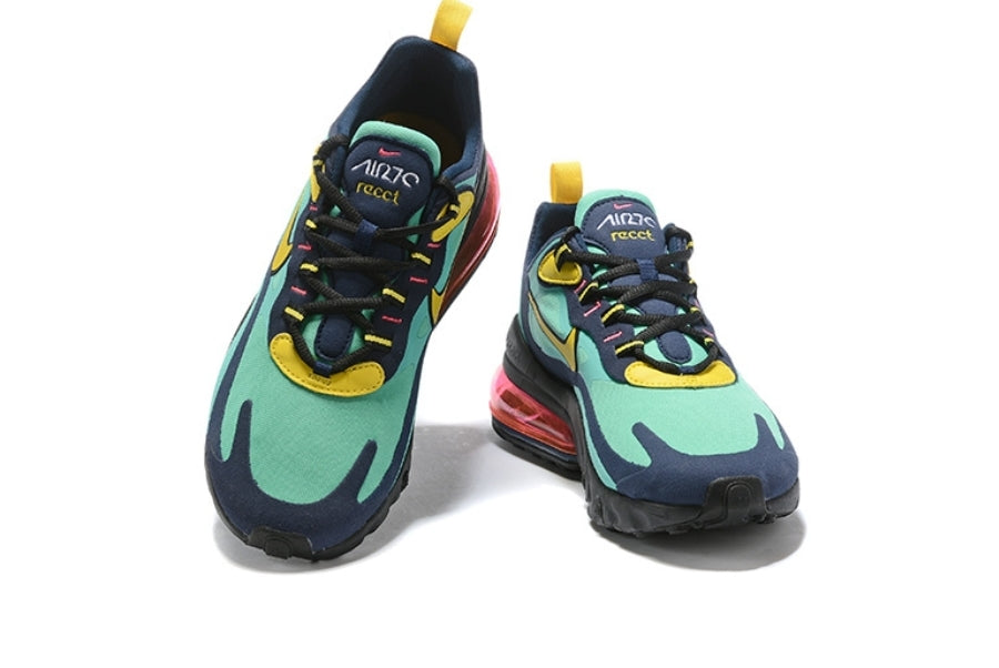 Les baskets Nike React offrent exceptionnelle de style moderne et d'innovation . design élégant et choix incontournable.pas cher.le moins cher.