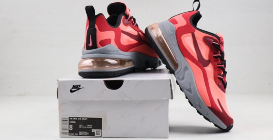 Les baskets Nike React offrent exceptionnelle de style moderne et d'innovation . design élégant et choix incontournable.pas cher.le moins cher.
