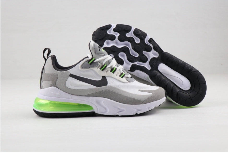 Les baskets Nike React offrent exceptionnelle de style moderne et d'innovation . design élégant et choix incontournable.pas cher.le moins cher.