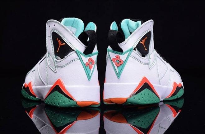 Baskets air Jordan 7 femme Elles ont conquis les amateurs de mode grâce à leur esthétique audacieuse et leurs innovations techniques.