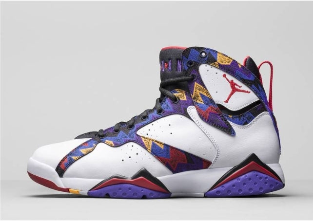 Baskets air Jordan 7 femme Elles ont conquis les amateurs de mode grâce à leur esthétique audacieuse et leurs innovations techniques.