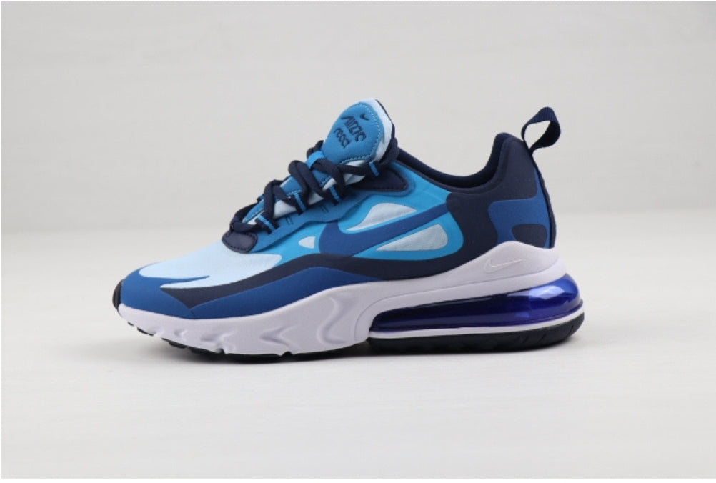 Les baskets Nike React offrent exceptionnelle de style moderne et d'innovation . design élégant et choix incontournable.pas cher.le moins cher.