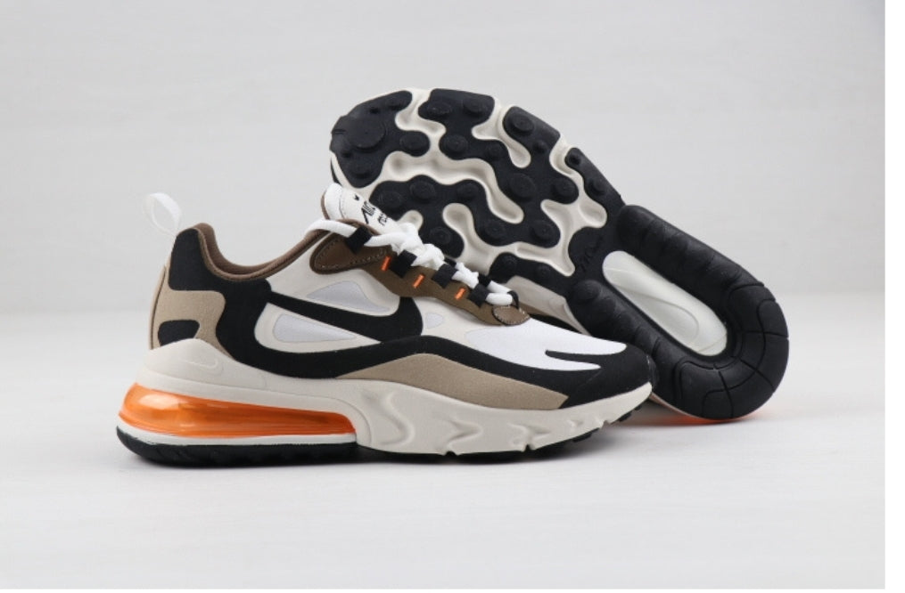 Les baskets Nike React offrent exceptionnelle de style moderne et d'innovation . design élégant et choix incontournable.pas cher.le moins cher.