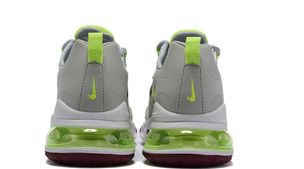 Les baskets Nike React offrent exceptionnelle de style moderne et d'innovation .  design élégant et  choix incontournable.pas cher.le moins cher.