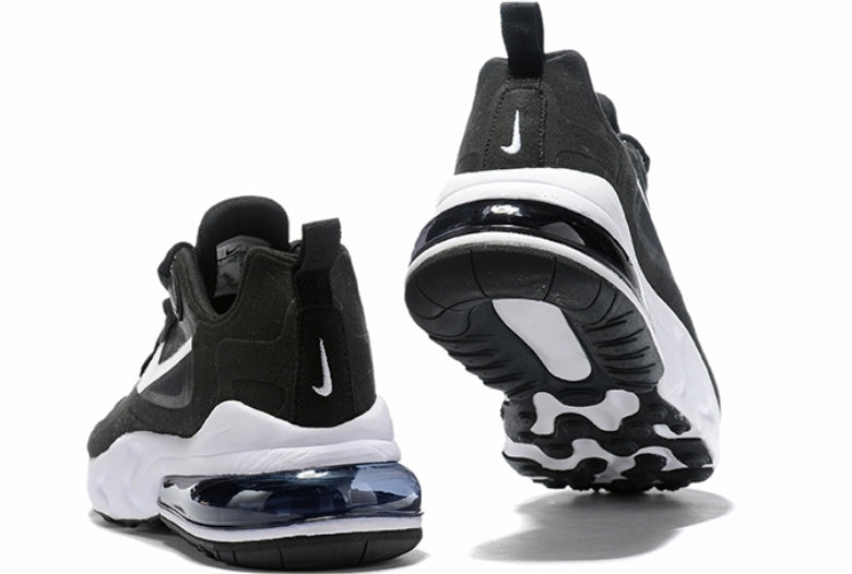 Les baskets Nike React offrent exceptionnelle de style moderne et d'innovation .  design élégant et  choix incontournable.pas cher.le moins cher.