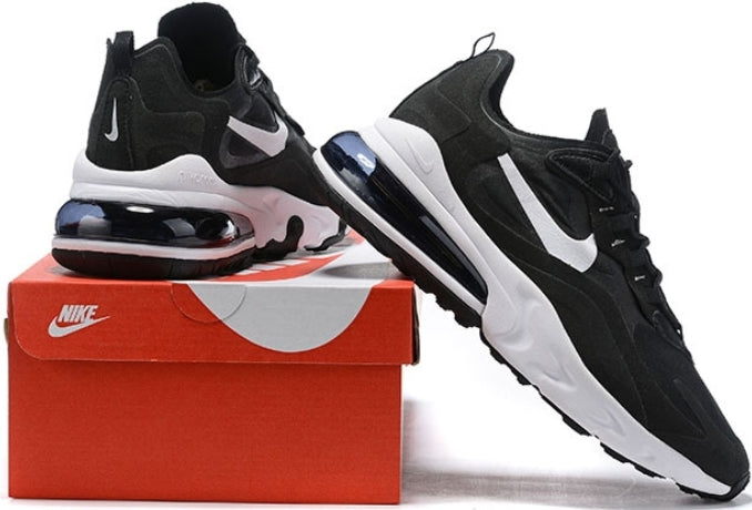 Les baskets Nike React offrent exceptionnelle de style moderne et d'innovation . design élégant et choix incontournable.pas cher.le moins cher.
