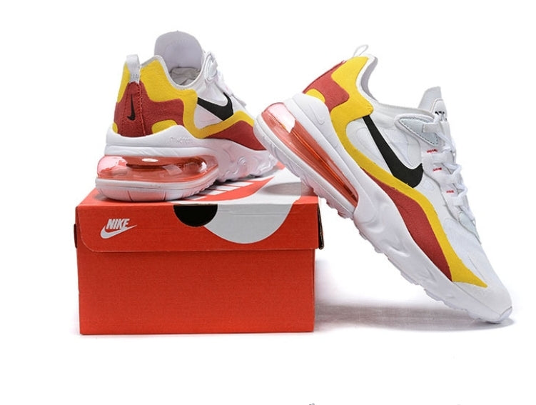 Les baskets Nike React offrent exceptionnelle de style moderne et d'innovation .  design élégant et  choix incontournable.pas cher.le moins cher.