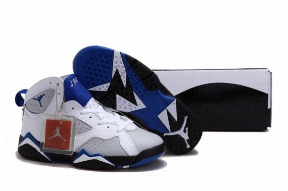 Baskets air Jordan 7 femme Elles ont conquis les amateurs de mode grâce à leur esthétique audacieuse et leurs innovations techniques.