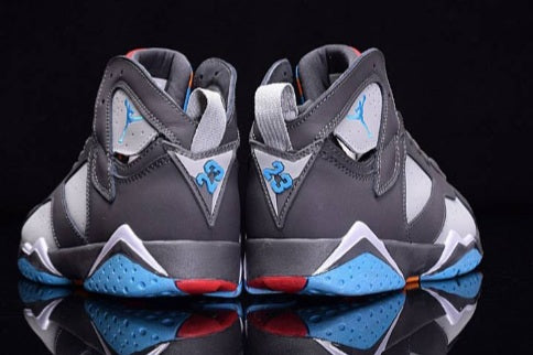 Baskets air Jordan 7 femme Elles ont conquis les amateurs de mode grâce à leur esthétique audacieuse et leurs innovations techniques.