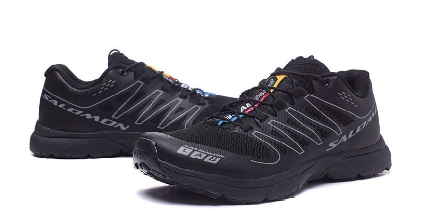 Les baskets Salomon allient performance et style de mode. Leur design innovant choix incontournable. Pas cher . Le moins cher.
