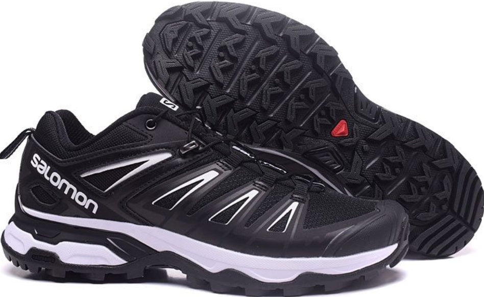Les baskets Salomon allient performance et style de mode. Leur design innovant choix incontournable. Pas cher . Le moins cher.