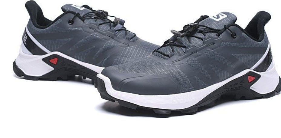 Les baskets Salomon allient performance et style de mode. Leur design innovant choix incontournable. Pas cher . Le moins cher.
