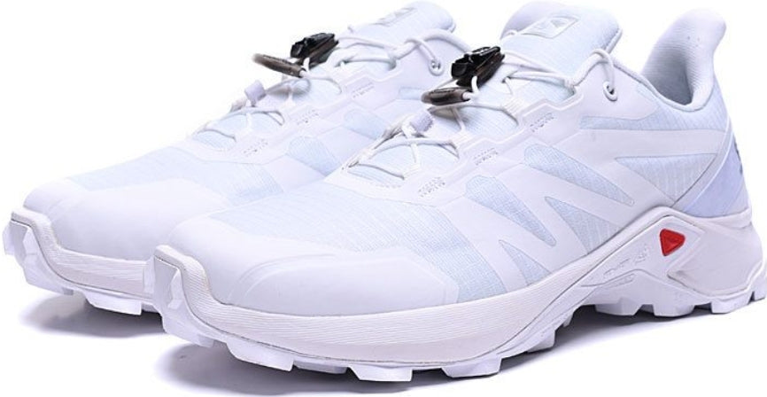 Les baskets Salomon allient performance et style de mode. Leur design innovant choix incontournable. Pas cher . Le moins cher.